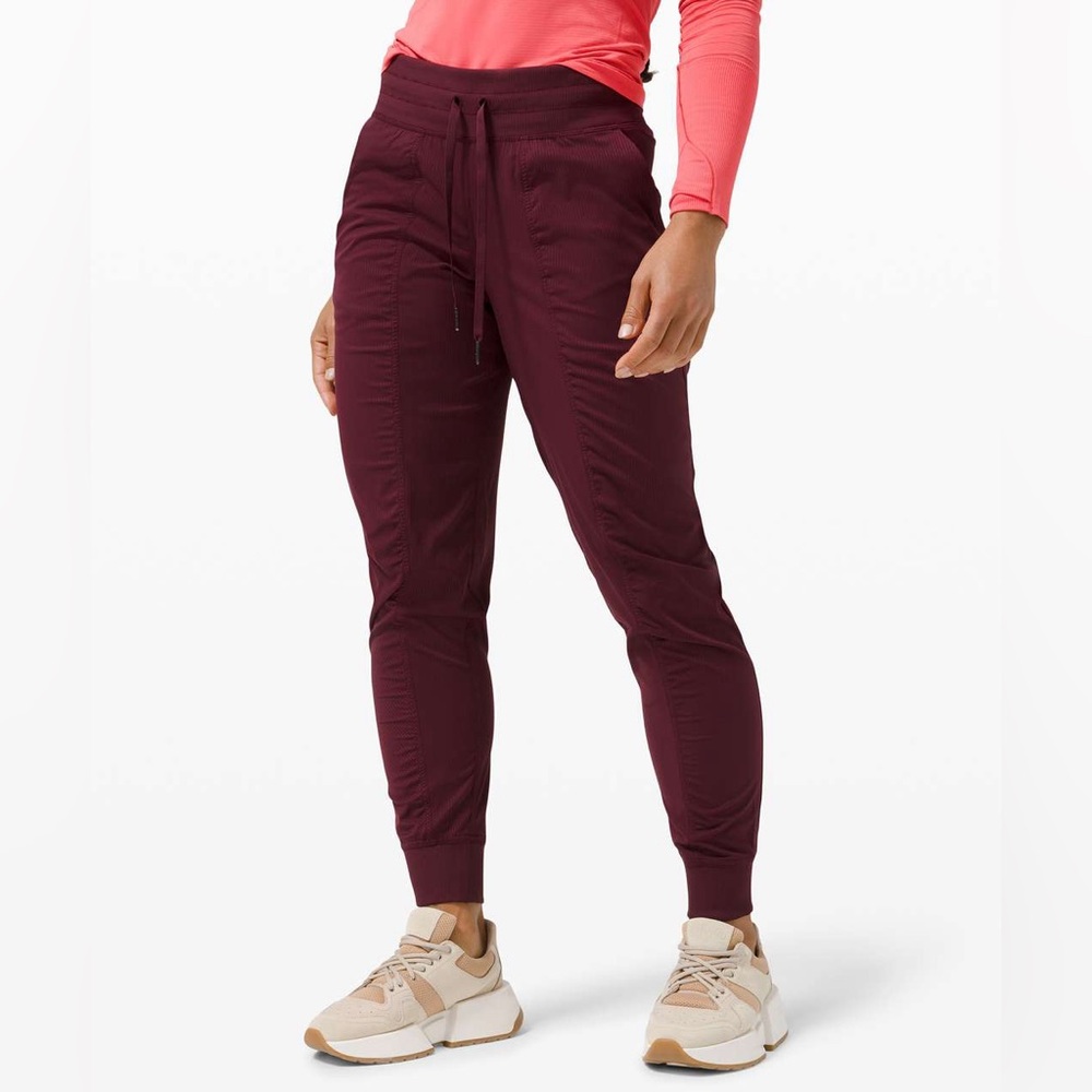 🍋 LULULEMON Dance Studio Jogger Pants Size 18